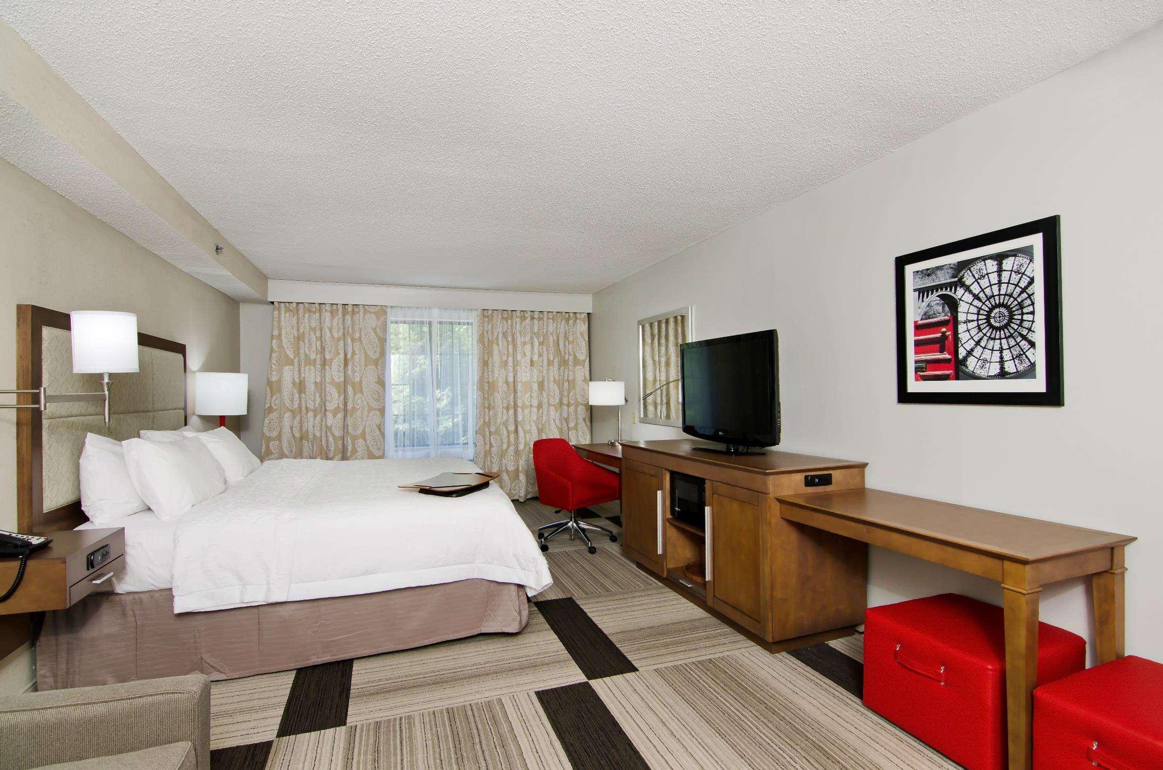 Hampton Inn Сейлем Екстериор снимка