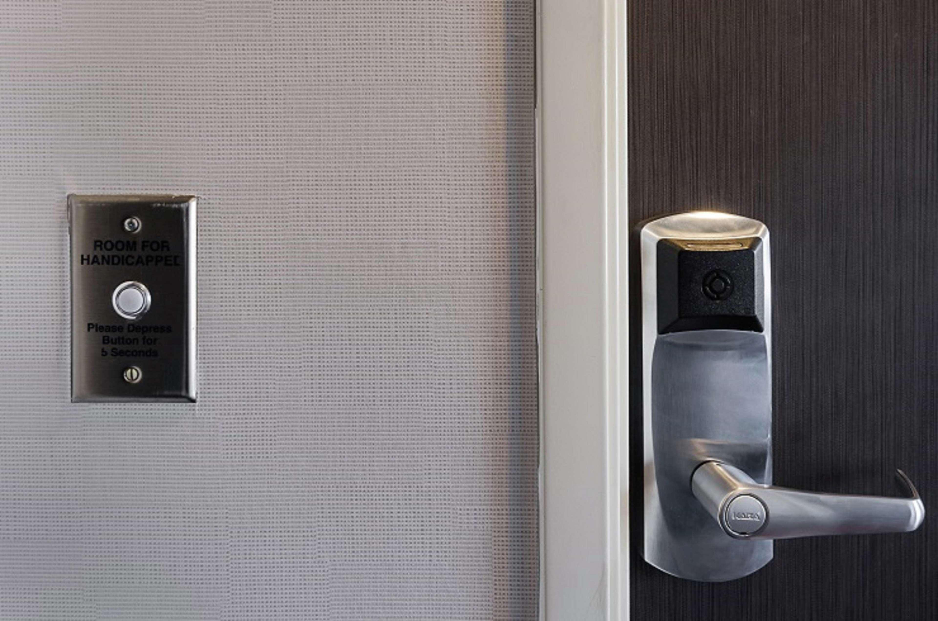 Hampton Inn Сейлем Екстериор снимка