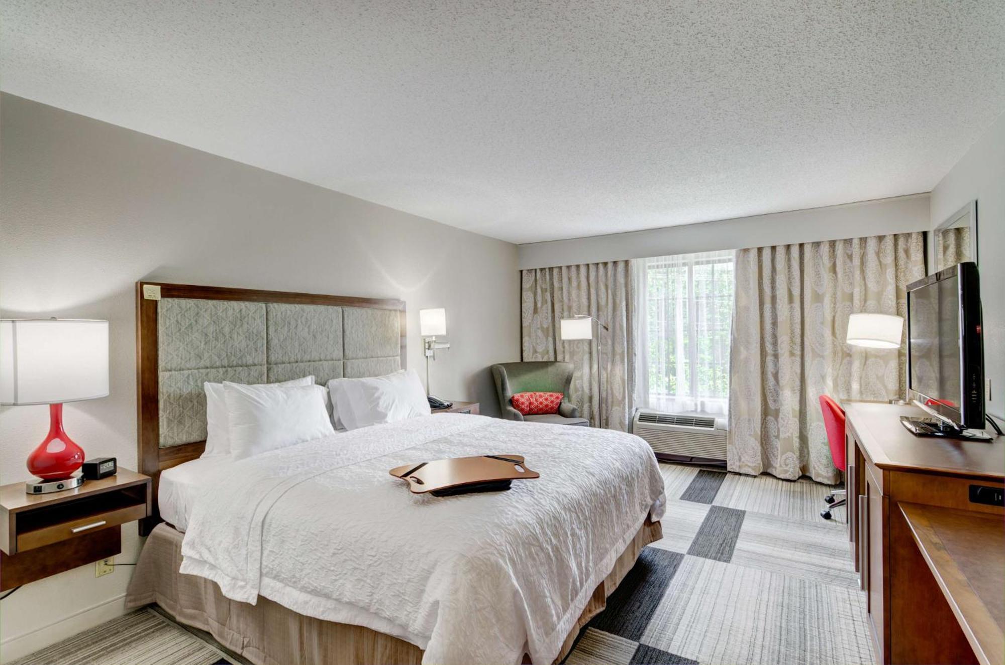 Hampton Inn Сейлем Екстериор снимка